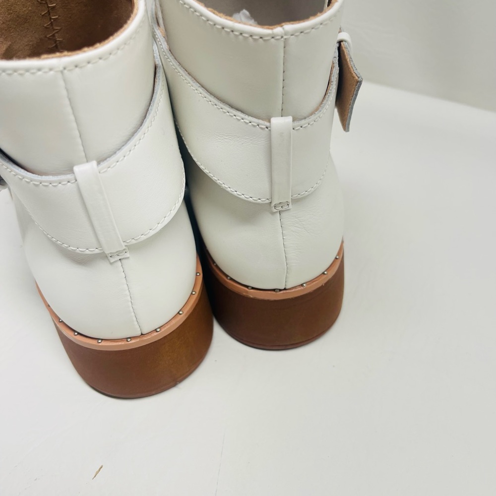 FITFLOP ATHENA FLOWER STUD ANKLE BOOTS URBAN WHITE SIZE 7 NWOT - Picture 6 of 8